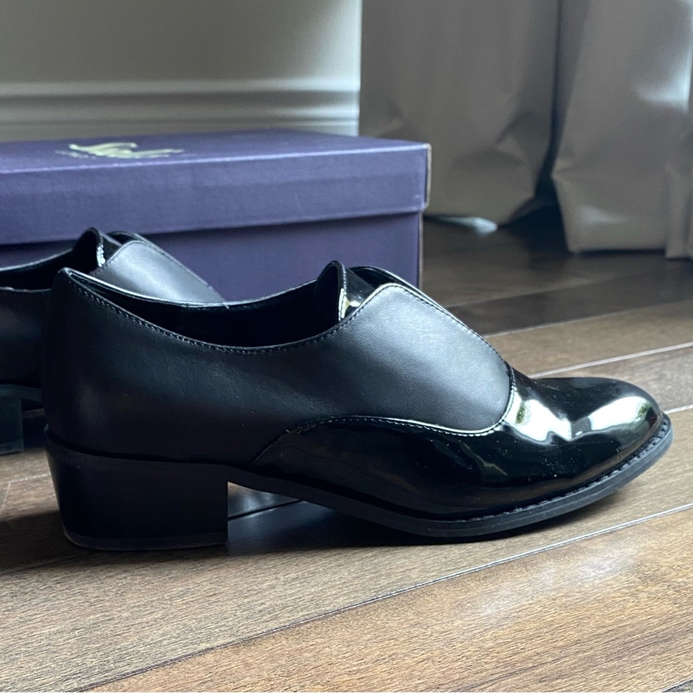 Shellys London Loafers. Size 7 (EU 38). Black.